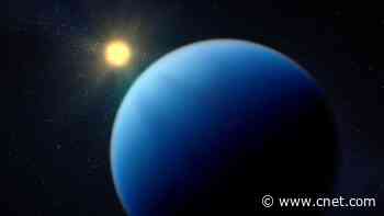 The James Webb Telescope Just Zoomed In On A Hot, Haze-Free Exoplanet