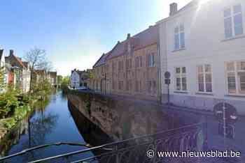 Bruggeling (35) valt meters diep en belandt in ijskoud water: “Met onderkoelingsverschijnselen naar ziekenhuis”