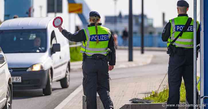 Dobrindt verstärkt Präsenz der Polizei an den Grenzen