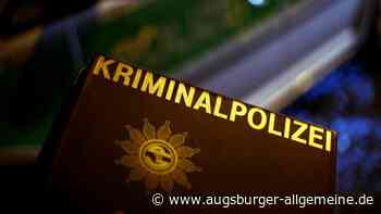 Zwei maskierte Täter feuern Schüsse auf Besucher eines Lokals