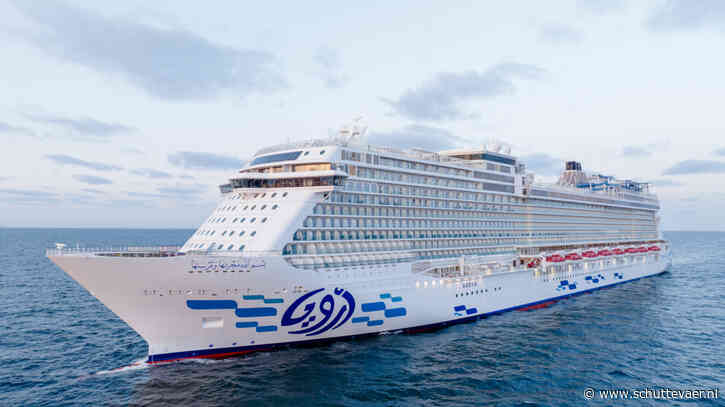 Enige cruiseschip op Rode Zee is in Nederland gerefit schip Aroya