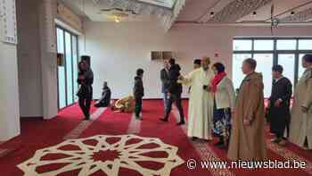 Gebedshuizen in barmhartige stede zetten deuren open