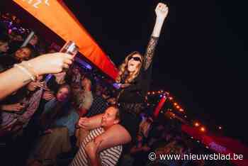 Eerste Open Air Apéro op parking brandweer