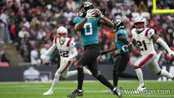 Jags release WR Davis, absorb $20.3M cap hit