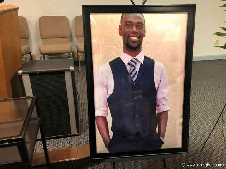 3 former Memphis officers acquitted in fatal beating of Tyre Nichols after he fled a traffic stop