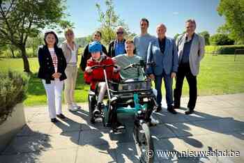 Kinderen Leieborg krijgen elektrische duofiets van 12.000 euro
