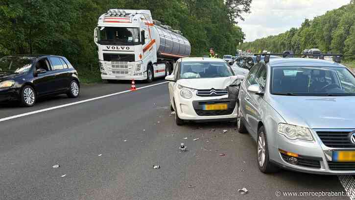 Ongeluk met meerdere auto's op A4 leidt tot flinke vertraging