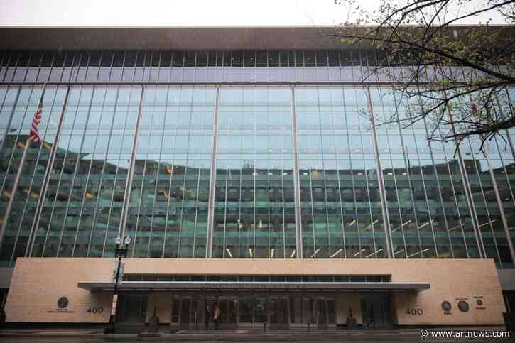 Arts Directors Exit the National Endowment for the Arts