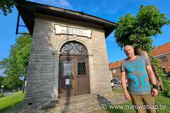 Vrijwilliger Luc De Smedt geeft kapel Alenuslaan opknapbeurt: “Nu kunnen we er opnieuw missen houden”