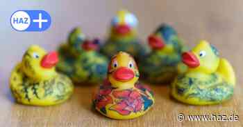 Wanderausstellung in Hannover: Tätowierer nehmen sich die Gummiente vor