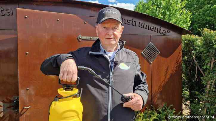 Hakenkruizen en piemel gekrast op nieuw kunstwerk: 'Het is triest'
