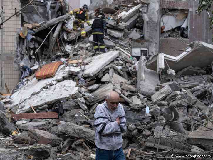 Ukraine accuses Russia of violating its own truce over 700 times as Kyiv ratifies US minerals deal