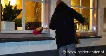 Ramen van restaurant barsten door explosie in Zaltbommel