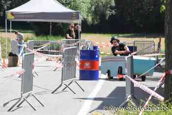 Scholen racen tegen elkaar door Sint-Rochuswijk: “Alles voor de wetenschap”