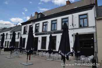 Vlak voor openingsweekend van De Tijdloze Tafel loopt zaakvoerder Patrick hersenschudding op: “We doen er alles aan om klanten niet in de kou te laten”