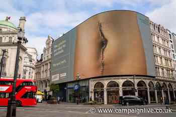 World Ovarian Cancer Day campaign features scars of real women