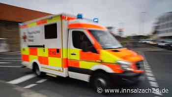 Junger Motorradfahrer (16) verletzt sich bei Unfall in Neuötting