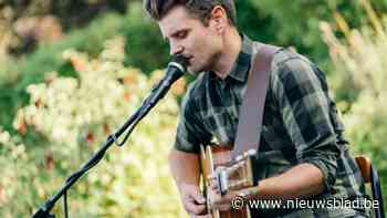 Bijzonder moederdagcadeau in Bocholt: zanger komt bij je thuis ode brengen aan je mama