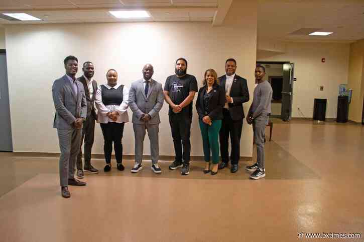 Council Member Kevin Riley hosts financial literacy forum in the Bronx with community partners