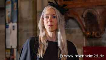 Erbstreit eskaliert: Mörtel-Witwe Simone soll Lugner-Villa räumen – „Gehe nicht freiwillig“