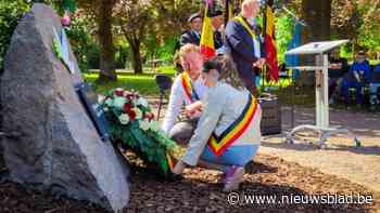 Nieuw vredesmonument op Lommelse begraafplaats: “Jongeren moeten de fakkel overnemen en aandacht vragen voor vrede”
