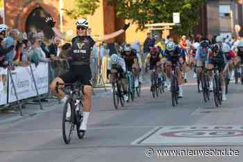 Margaretha Lopez, het buurmeisje van Greg Van Avermaet, wint spurt in Puivelde: “Hier wacht ik al twee jaar op”