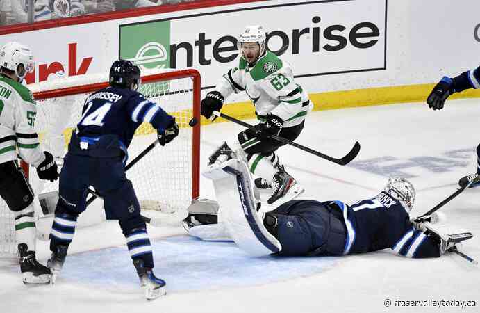Connor Hellebuyck perfect in net as Jets blank Stars 4-0; Winnipeg ties series 1-1