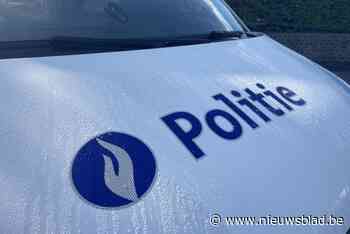 Inzittenden verdwijnen nadat Aixam crasht op de grens