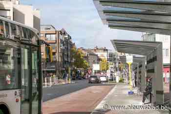 Ongeval met bus De Lijn in Parklaan