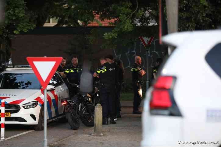 Vuurwapen gevonden na vechtpartij, één persoon aangehouden