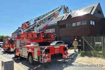 Brandweer verlucht woning na brandje door kortsluiting