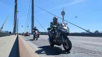 Über 2.000 Biker fahren durch Düsseldorf