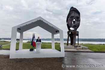Bayrou appelle à ne pas se taire face à l'histoire "terrible de l'esclavage"