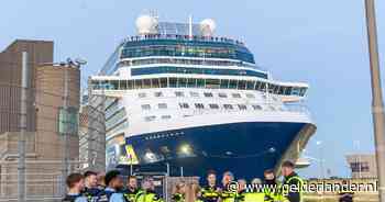 KIJK | Cruiseschip ligt vast voor zeesluis door XR-demonstratie