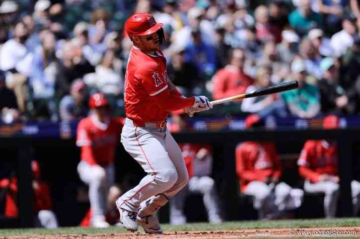 Angels’ Mike Trout sees progress with injured knee