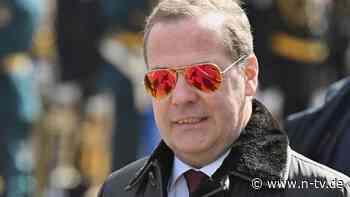 Abweichende Aussagen aus Moskau: Medwedew: "Friedenspläne in den Hintern schieben"