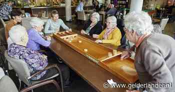 Meerderheid wil ‘bejaardenhuis’ terug, maar: ‘Je denkt toch niet dat ouderen daarheen willen?’