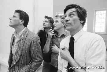 “Deze beelden zijn te sterk om weer de doos in te gaan”: Julien (83) legde reilen en zeilen van Claus, Hoet en artistiek Gent vast