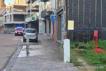Bloembak uitgebrand in Kortrijkstraat