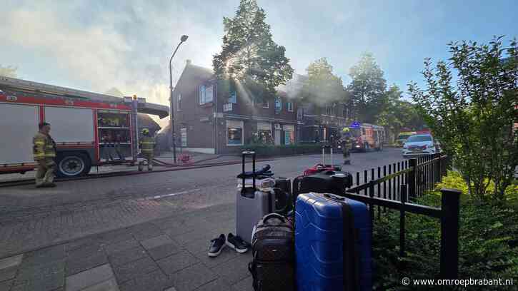Brand in pand waar arbeidsmigranten wonen: brandweer rukt fors uit