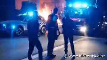 Elektrische auto brandt uit in Dessel, kwaad opzet wordt niet uitgesloten