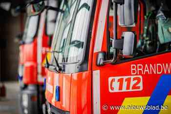 Moeder en twee kinderen naar ziekenhuis na brand in flatgebouw in Laken