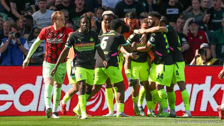 PSV volledig terug in titelrace na nederlaag Ajax