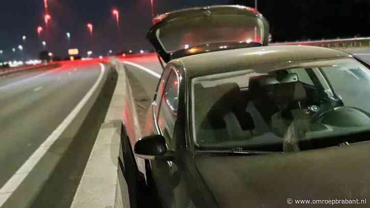 Spookrijder jaagt politie de stuipen op het lijf: 'Veel te veel gedronken'