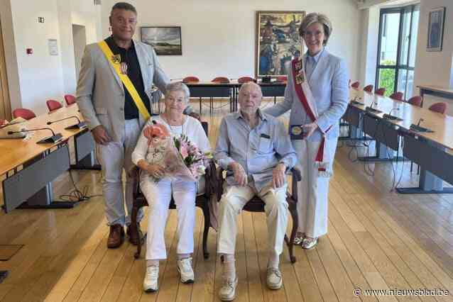 Zestig kaarsjes voor Robert en Adelina