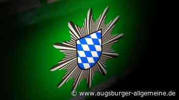 Mann beleidigt Autofahrerin und wirft Steine