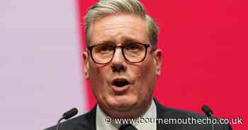 Starmer warns UK risks becoming ‘island of strangers’ as he unveils immigration plans