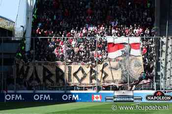 Ajax-supporters zijn druk aan het appen en richten zich tot twee mogelijke hoofdrolspelers