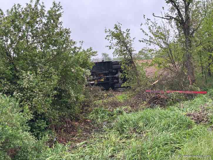 US 33 reopens near Churubusco after dump truck rolls into field