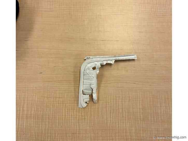 Kingston resident arrested for brandishing imitation handgun